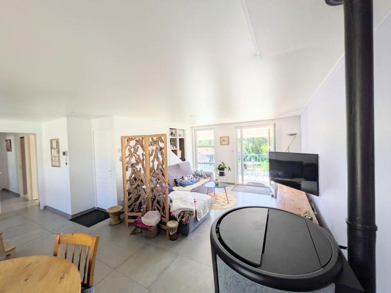 Maison - 92 m² - 5 pièces