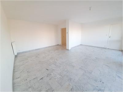 Appartement - 96 m² - 4 pièces