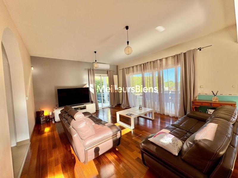 Villa - 160 m² - 5 pièces