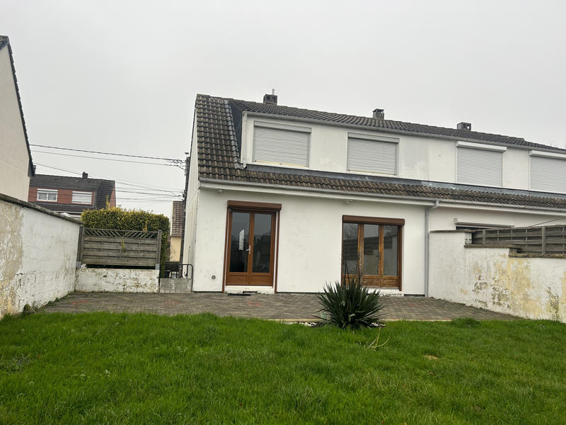 Maison - 83 m² - 5 pièces