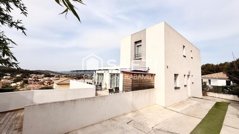 Maison - 128 m² - 5 pièces