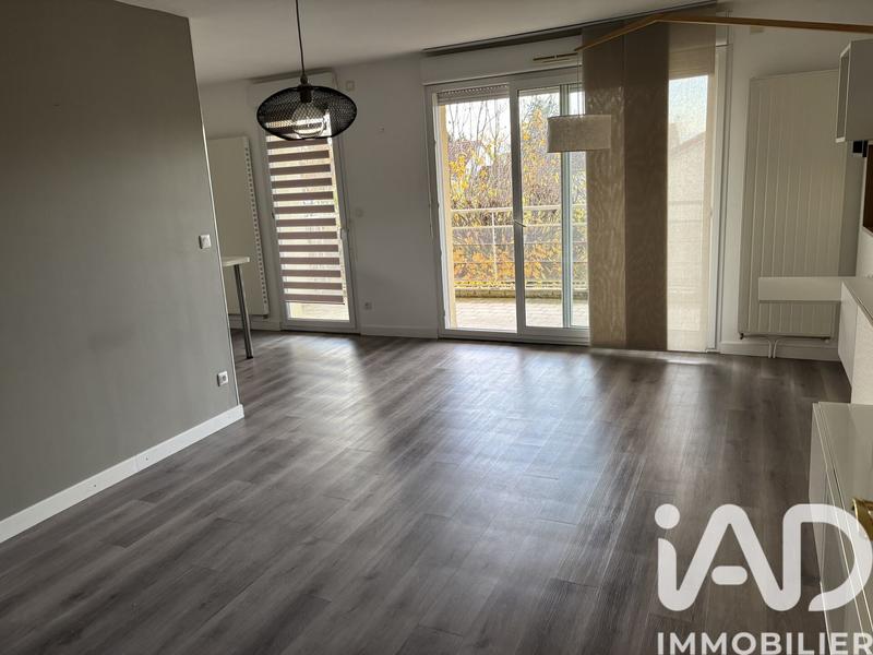 Appartement - 80 m² - 4 pièces