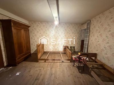 Maison - 160 m² - 9 pièces