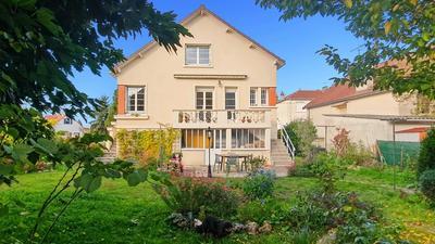 Maison - 131 m² - 6 pièces