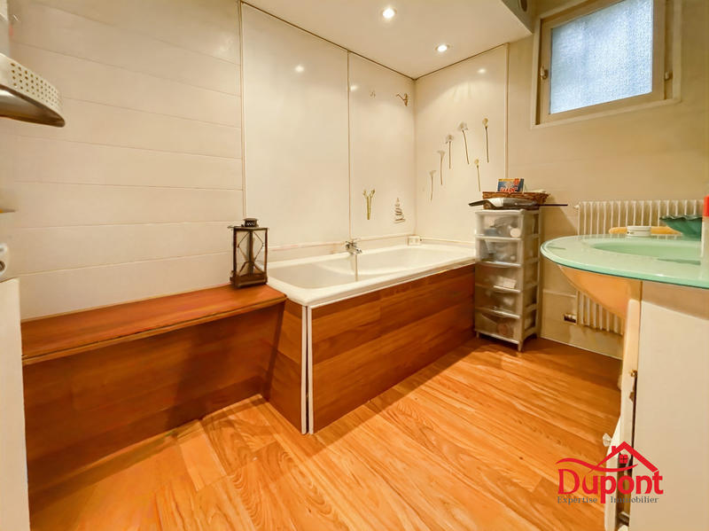 Maison - 152 m² - 6 pièces