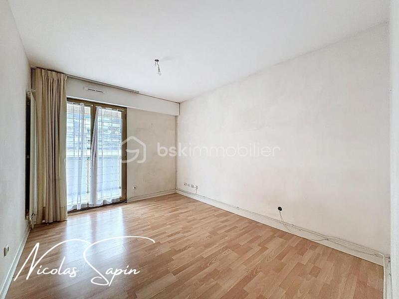 Appartement - 84 m² - 3 pièces