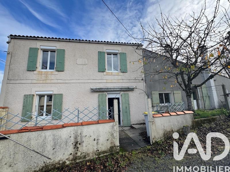 Maison de village - 80 m² - 5 pièces