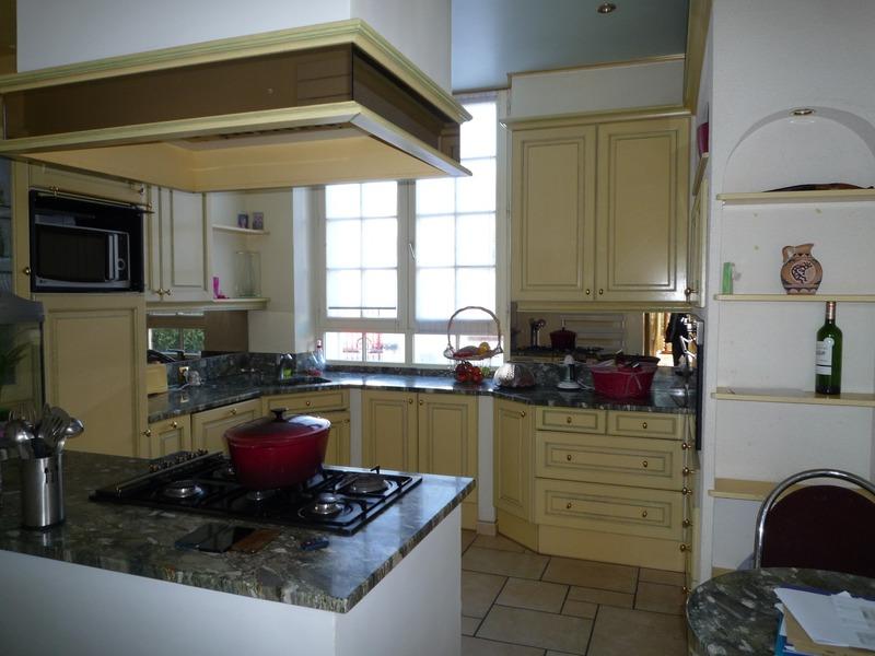 Demeure - 750 m² - 25 pièces