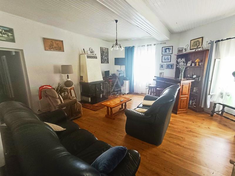 Maison - 80 m² - 4 pièces