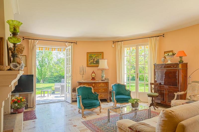 Maison - 206 m² - 6 pièces