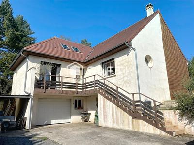 Maison - 162 m² - 5 pièces