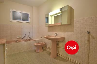 Appartement - 75 m² - 3 pièces