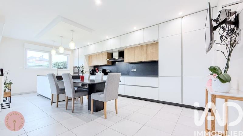 Maison - 175 m² - 6 pièces