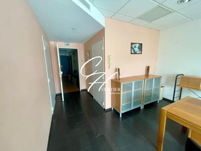 Local d'activités - 58 m² - 2 pièces