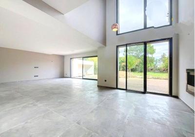 Maison ancienne - 217 m² - 7 pièces