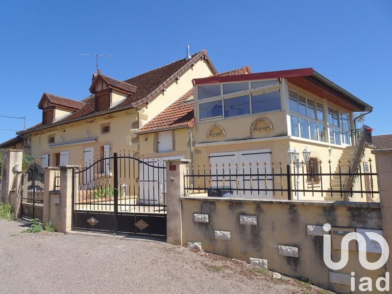 Maison - 195 m² - 7 pièces