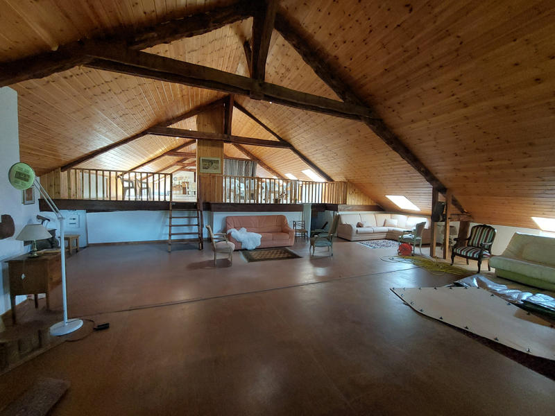 Ferme - 745 m² - 20 pièces