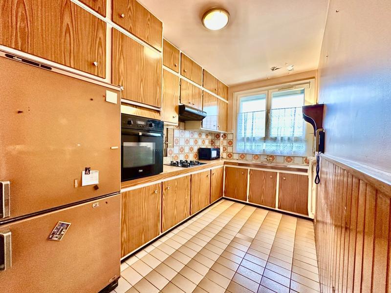 Appartement - 70 m² - 4 pièces