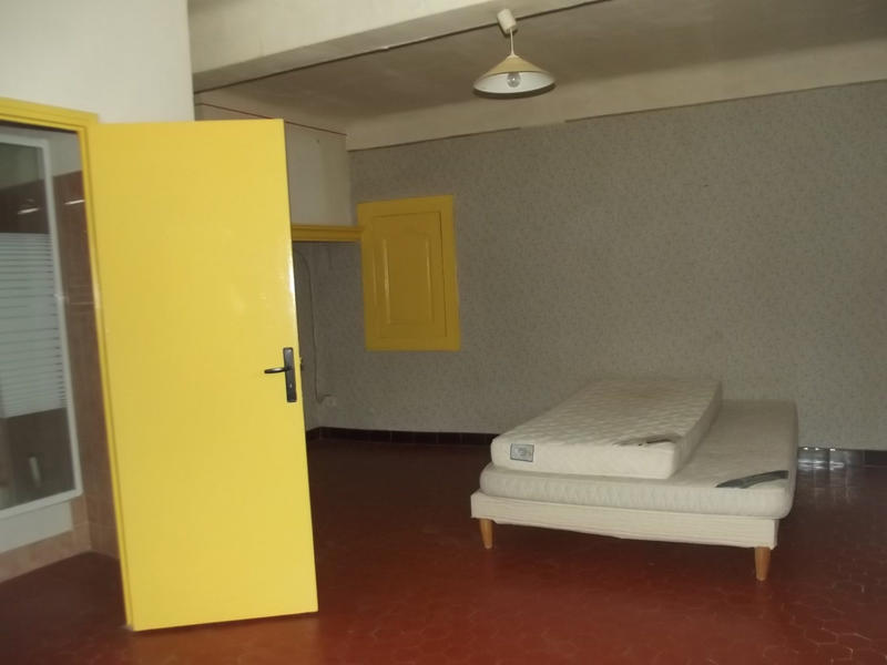 Maison - 220 m² - 8 pièces