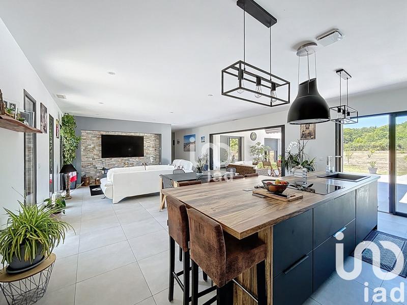 Maison - 150 m² - 6 pièces