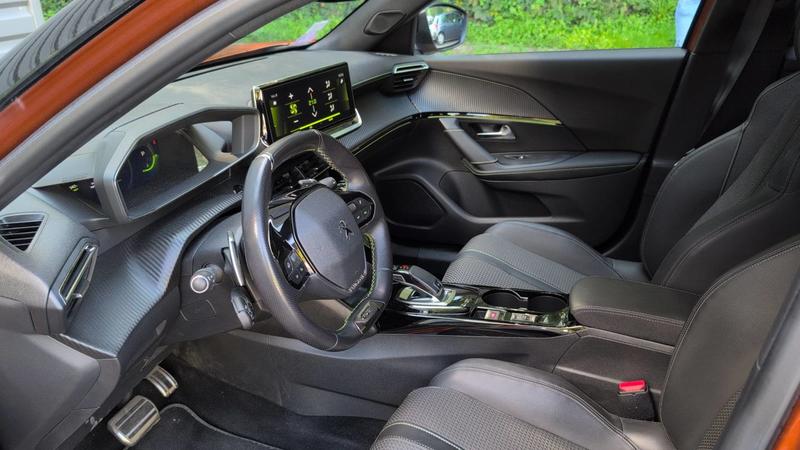 Peugeot 2008 II 1.2 PureTech 130 Eat8 Gt Line