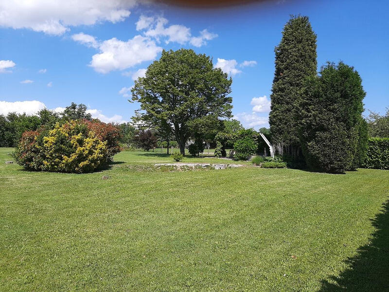 Terrain constructible - 1 933 m²