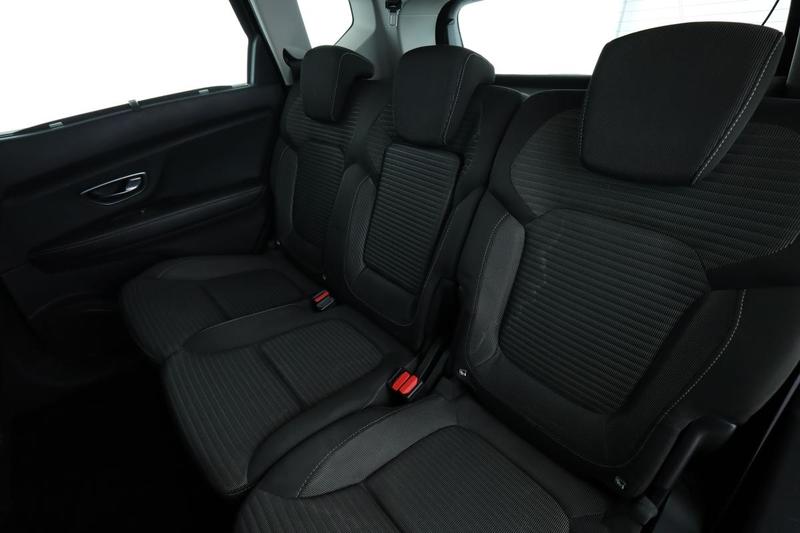 Renault Scénic 1.5 dCi Hybrid Assist Business 110 ch