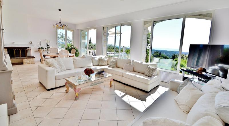 Villa - 250 m² - 6 pièces