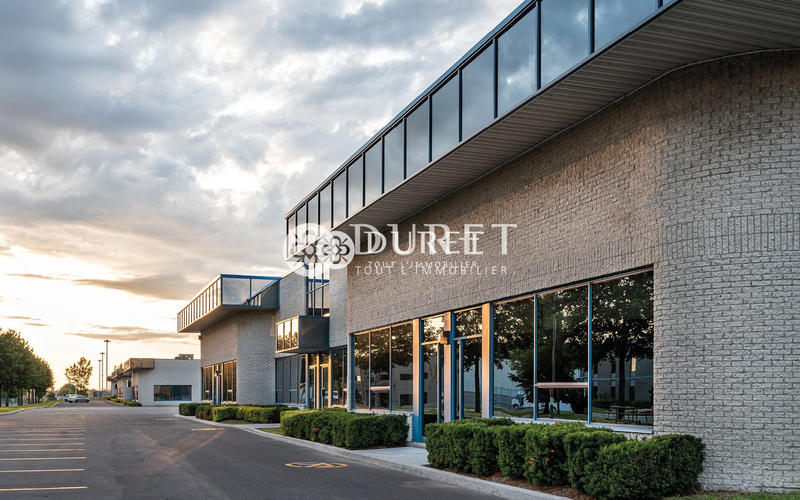 Local commercial - 200 m²