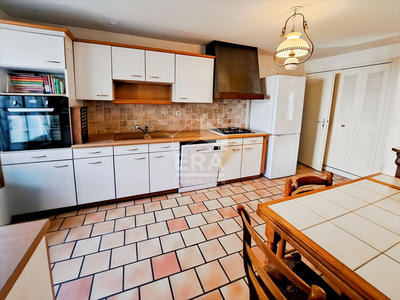 Maison - 114 m² - 6 pièces