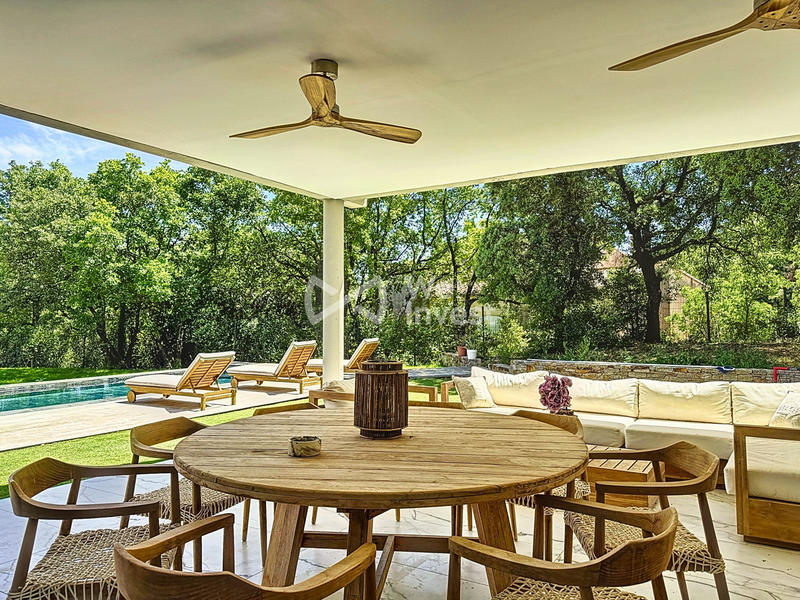 Villa - 280 m² - 5 pièces