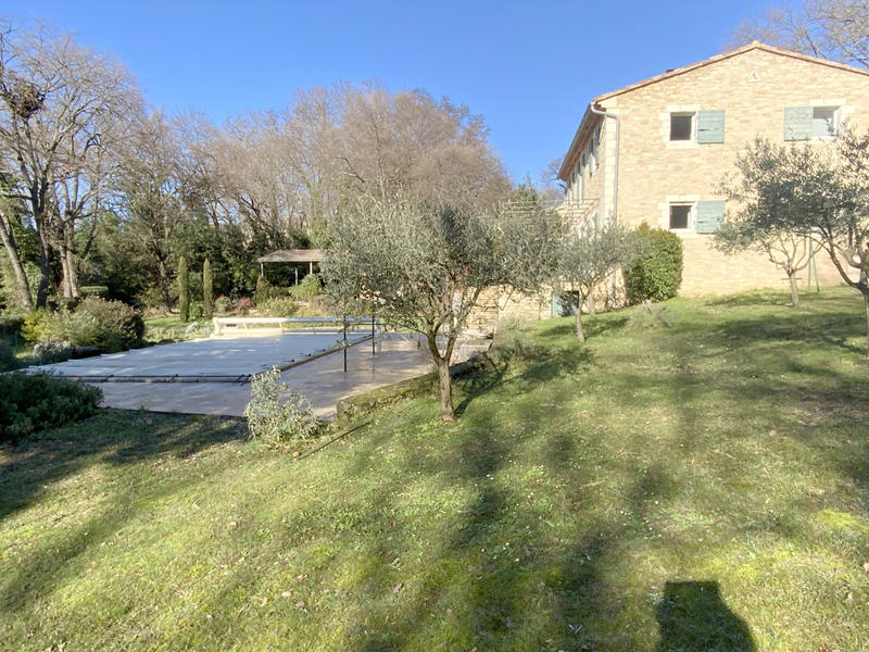 Maison - 288 m² - 6 pièces