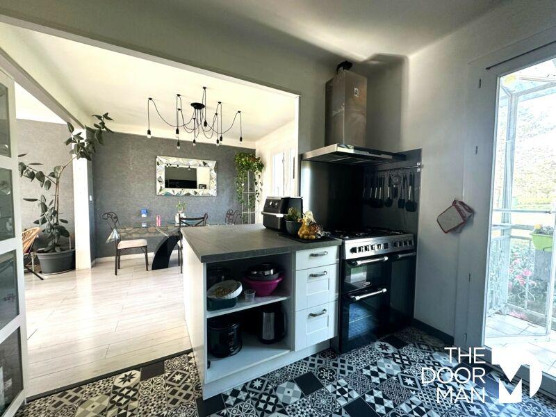 Maison - 120 m² - 4 pièces