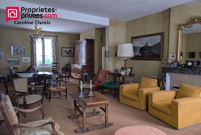 Propriété - 188 m² - 8 pièces