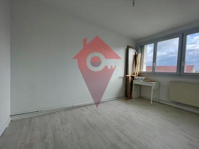 Appartement - 84 m² - 4 pièces