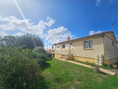 Maison - 150 m² - 8 pièces