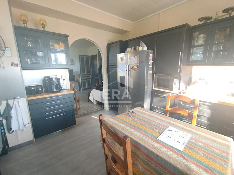 Maison - 203 m² - 8 pièces