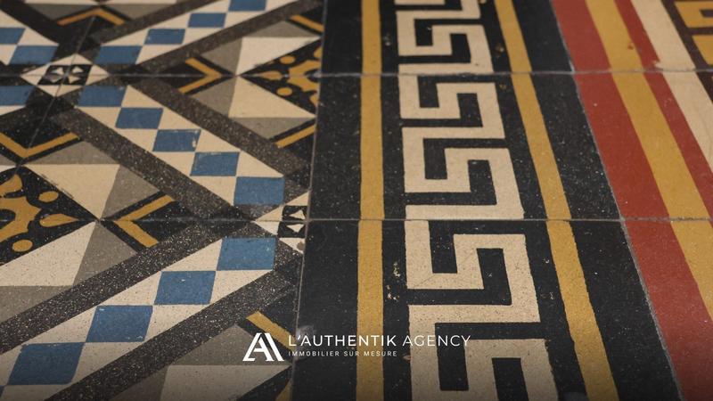 Maison - 240 m² - 7 pièces