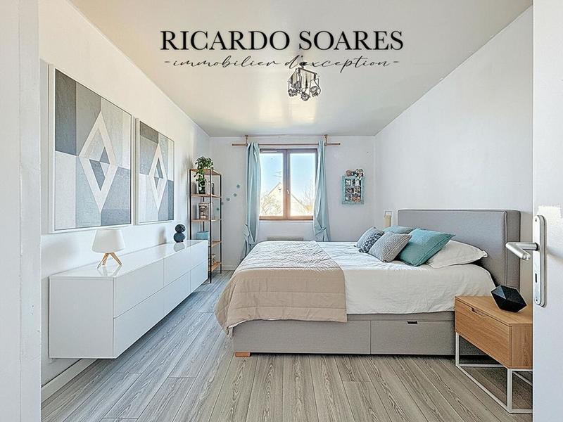 Maison - 200 m² - 7 pièces