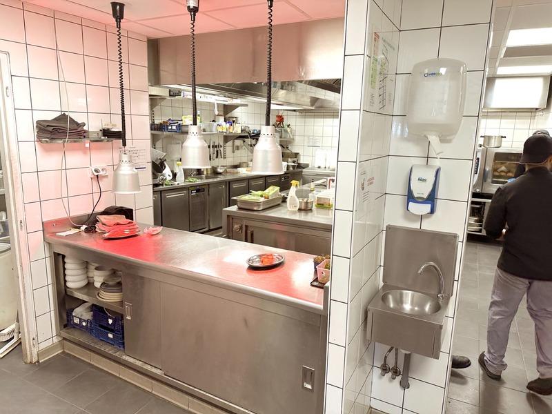 Local commercial - 238 m² - 4 pièces