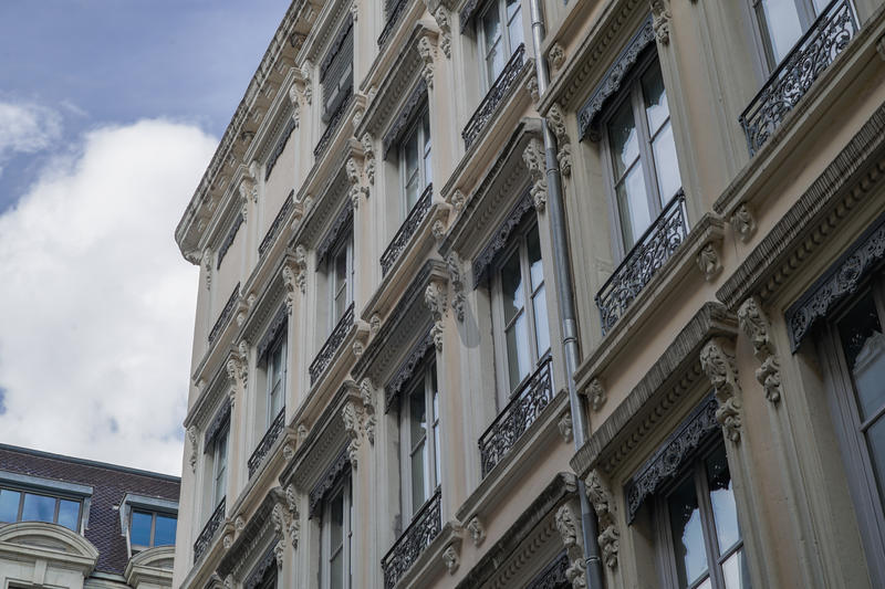 Appartement - 77 m² - 2 pièces