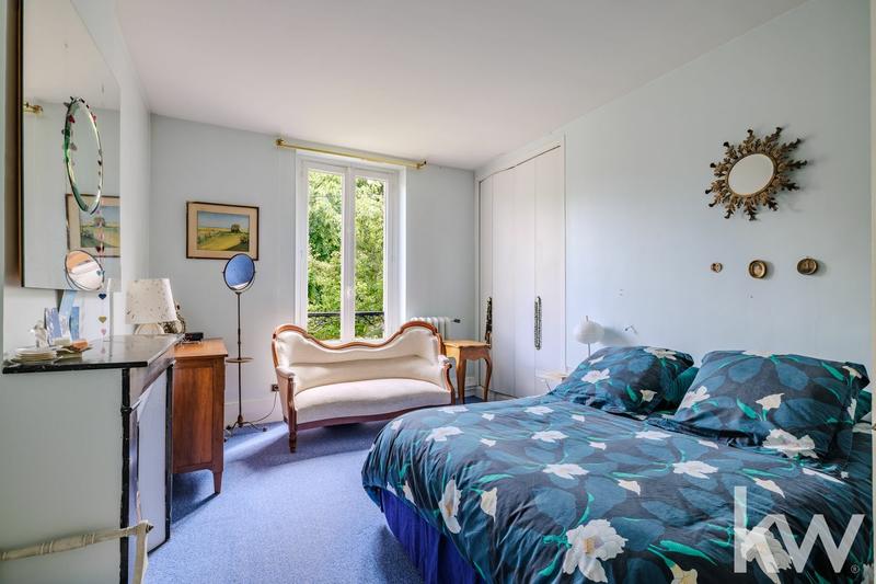 Maison - 150 m² - 8 pièces