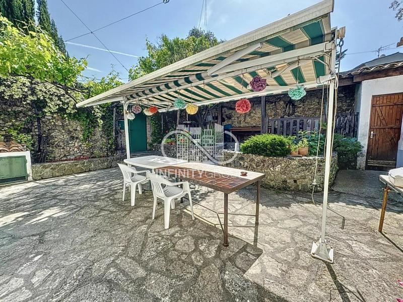 Villa - 193 m² - 6 pièces