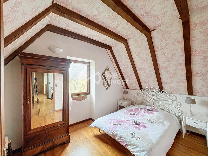 Maison - 189 m² - 12 pièces