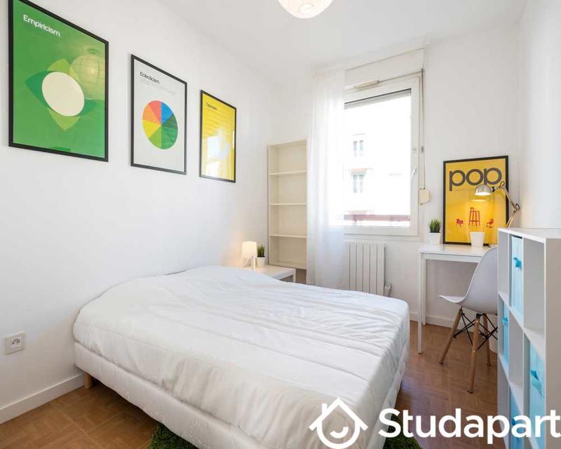 Chambre - 110 m² - 1 pièce