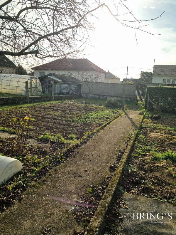 Maison - 102 m² - 5 pièces