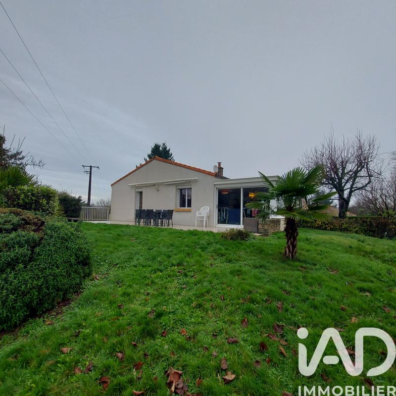 Maison - 149 m² - 8 pièces