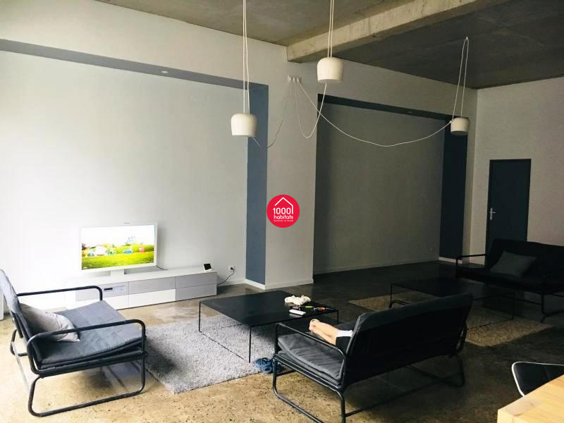 Loft - 180 m² - 5 pièces