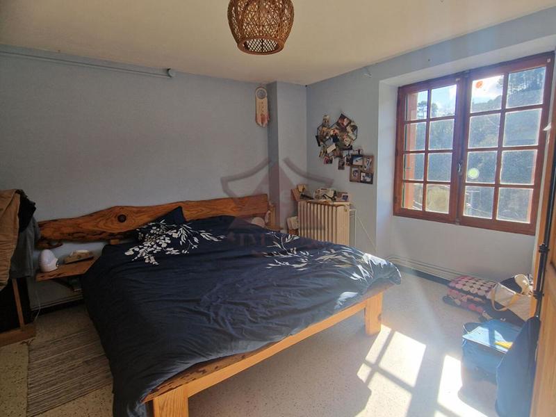 Maison de village - 210 m² - 11 pièces