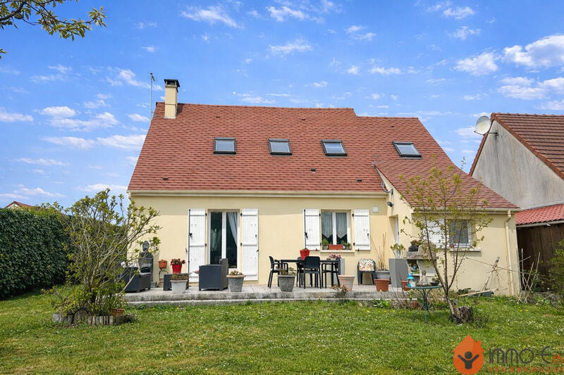 Maison - 110 m² - 5 pièces